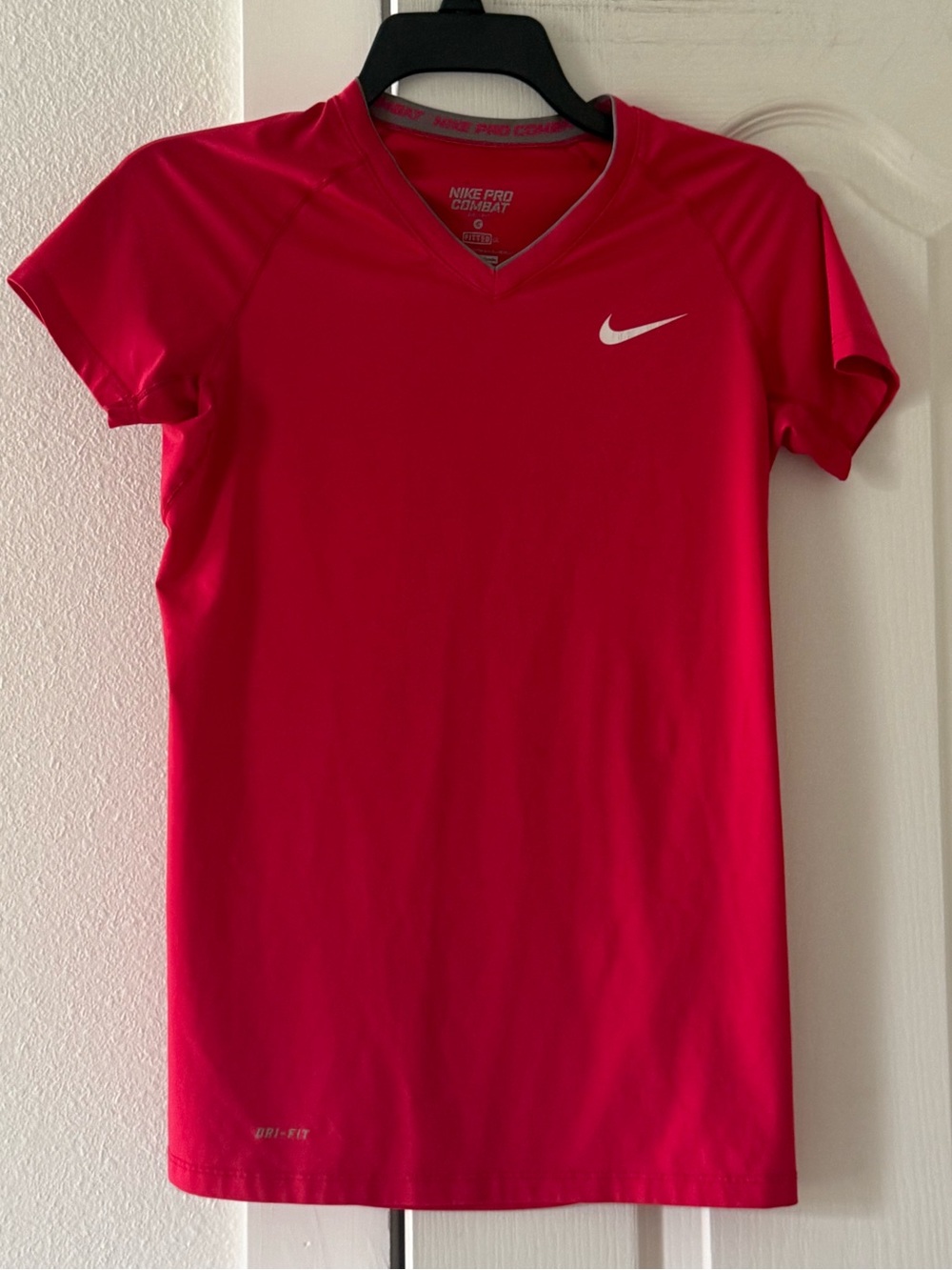 Nike Pro Combat Dri-FIT Pink Fitted Athletic Short Sleeve Top Women’s S